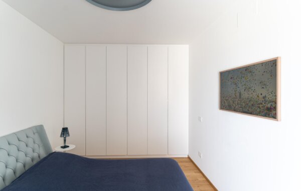 guardaroba a filo muro camera da letto su misura - Coletta Ebanisteria Bari